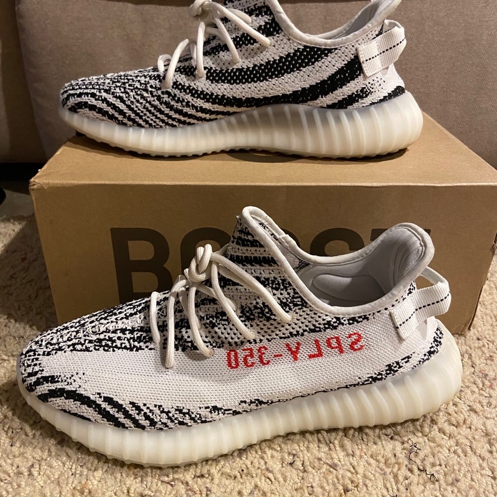 Yeezy 350 Zebra